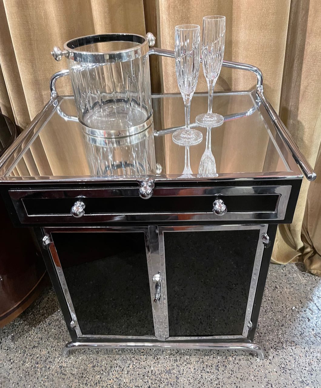 Art Deco Bar or Display in Black Glass and Chrome Bars Art