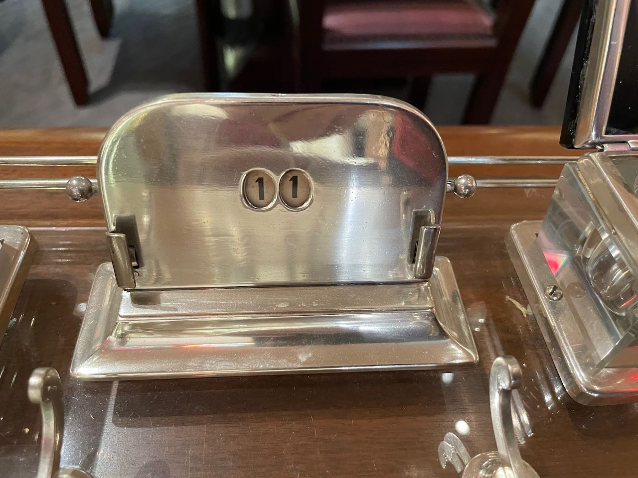 Art Deco Desk Set with Ink Wells & Calendar Desks & Art Deco Collection