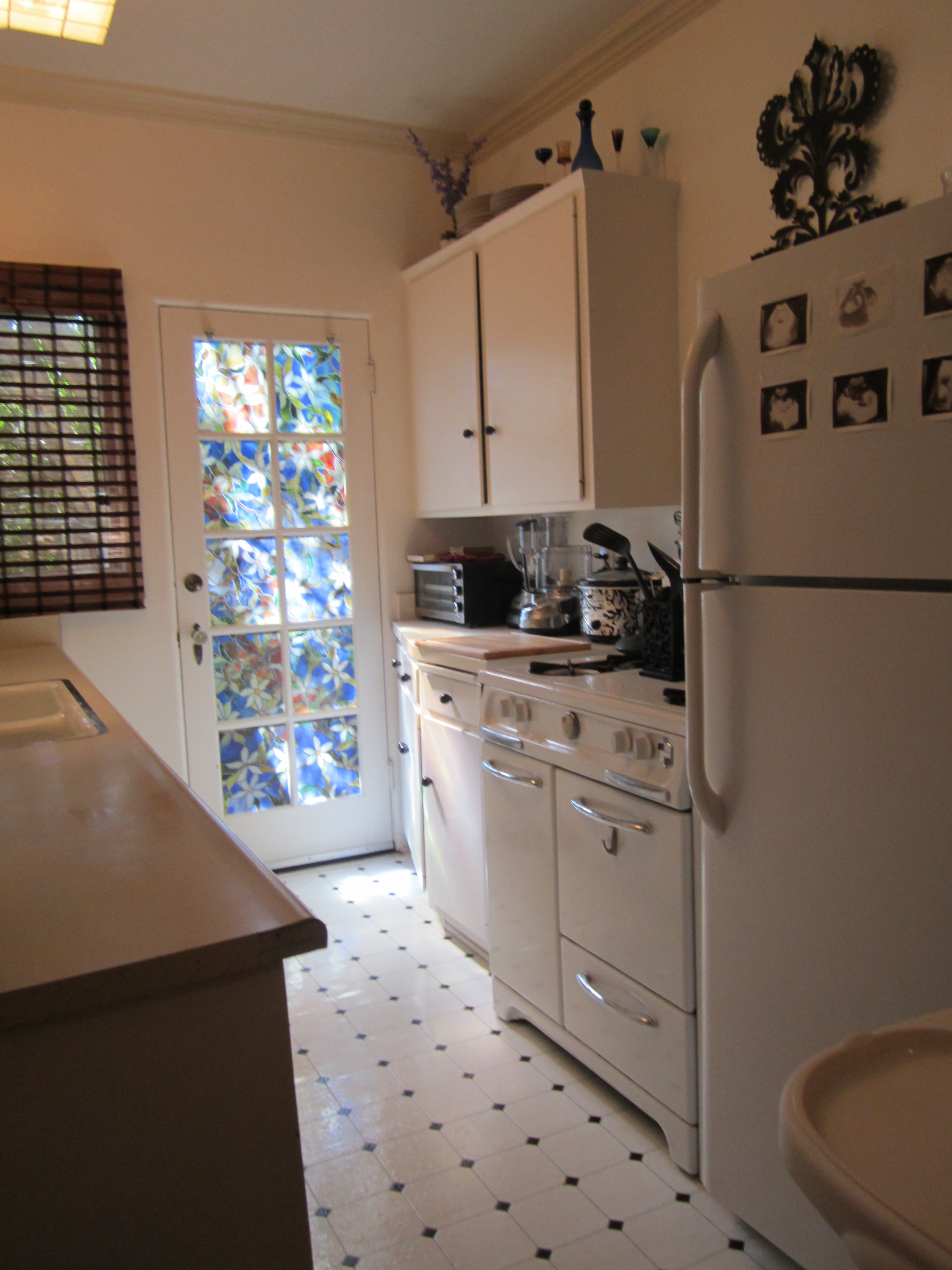 018 Art Deco Apartments