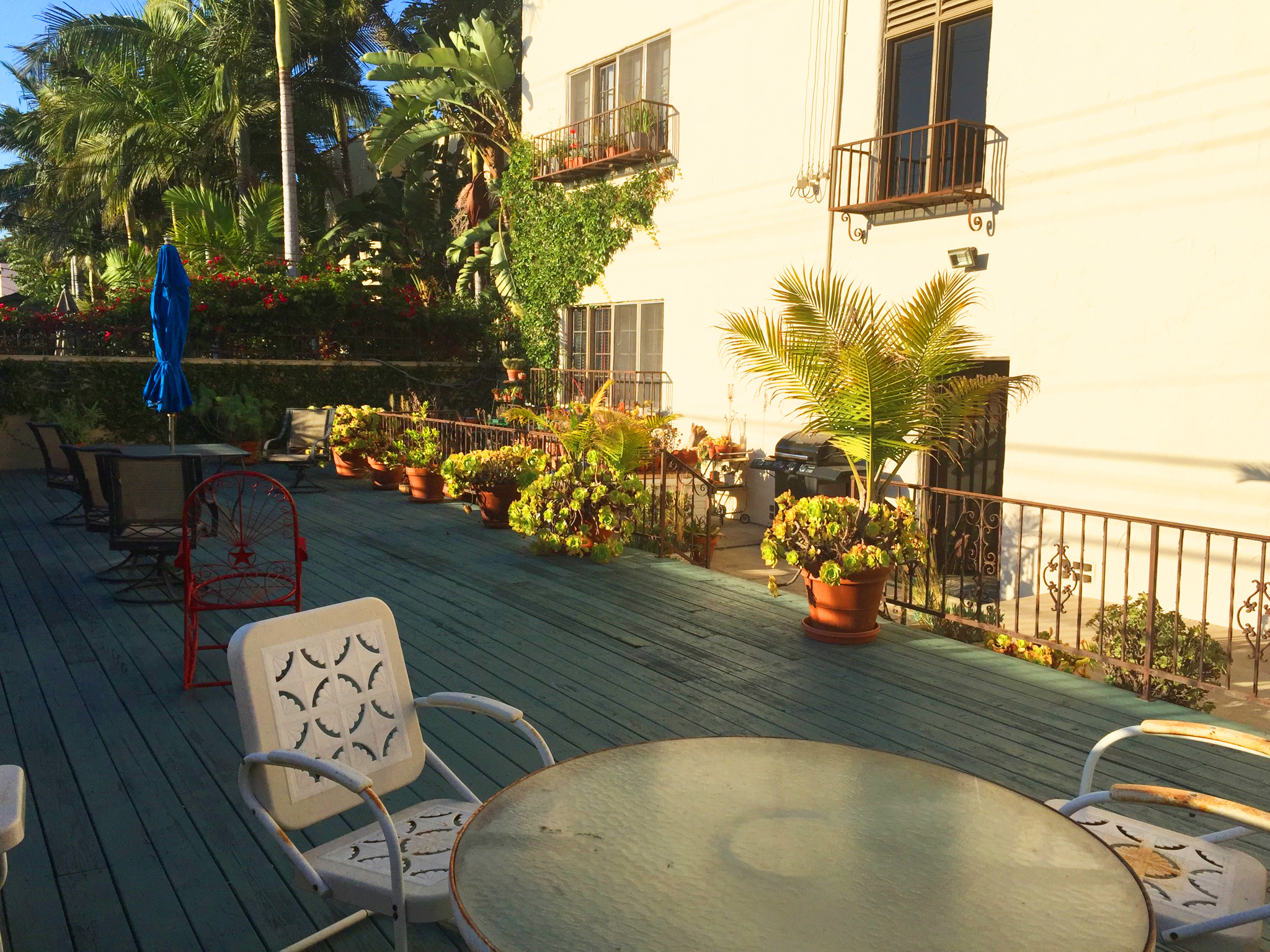 June2015 PATIO DECK Art Deco Apartments