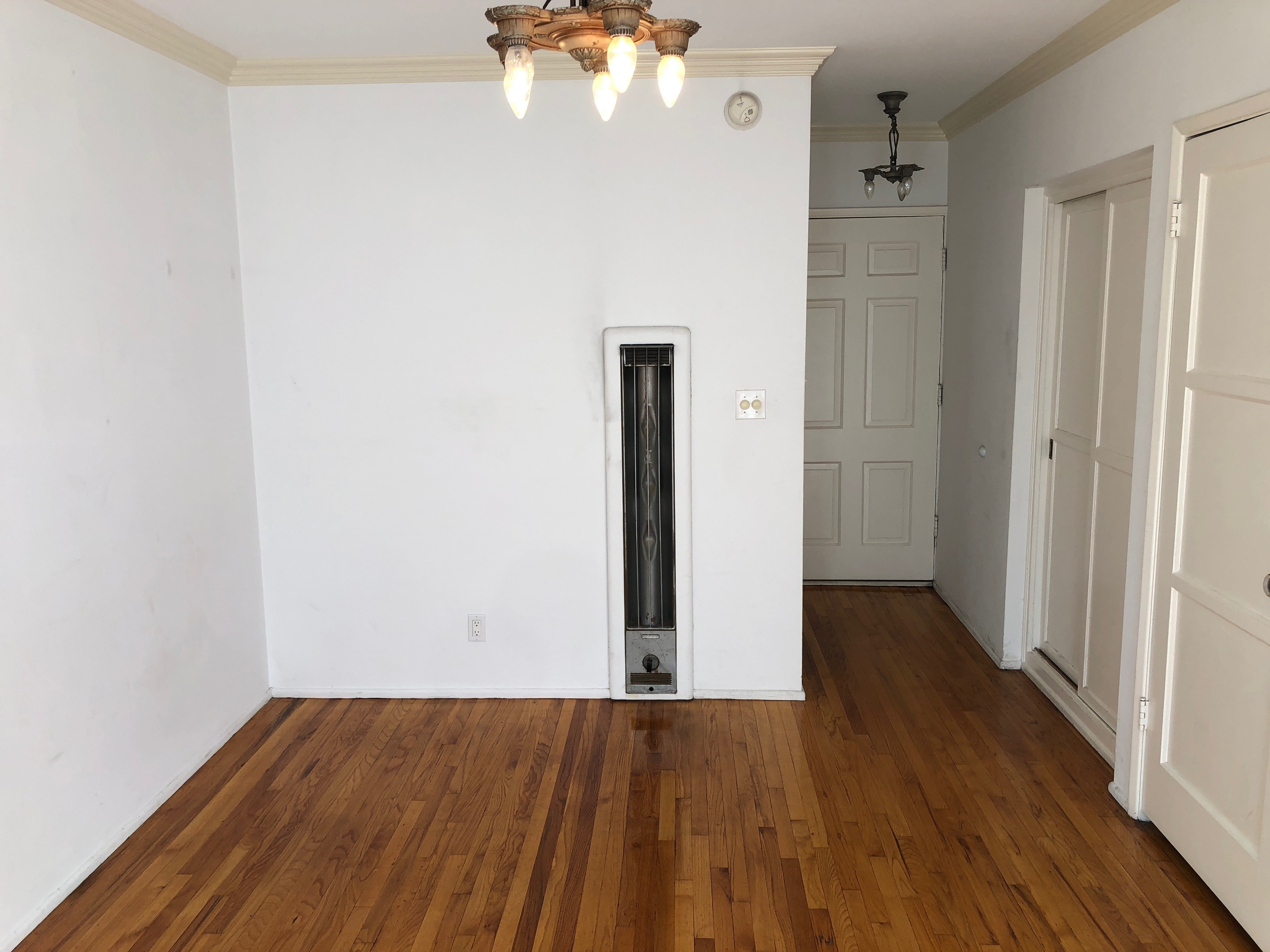 4 Art Deco Apartments