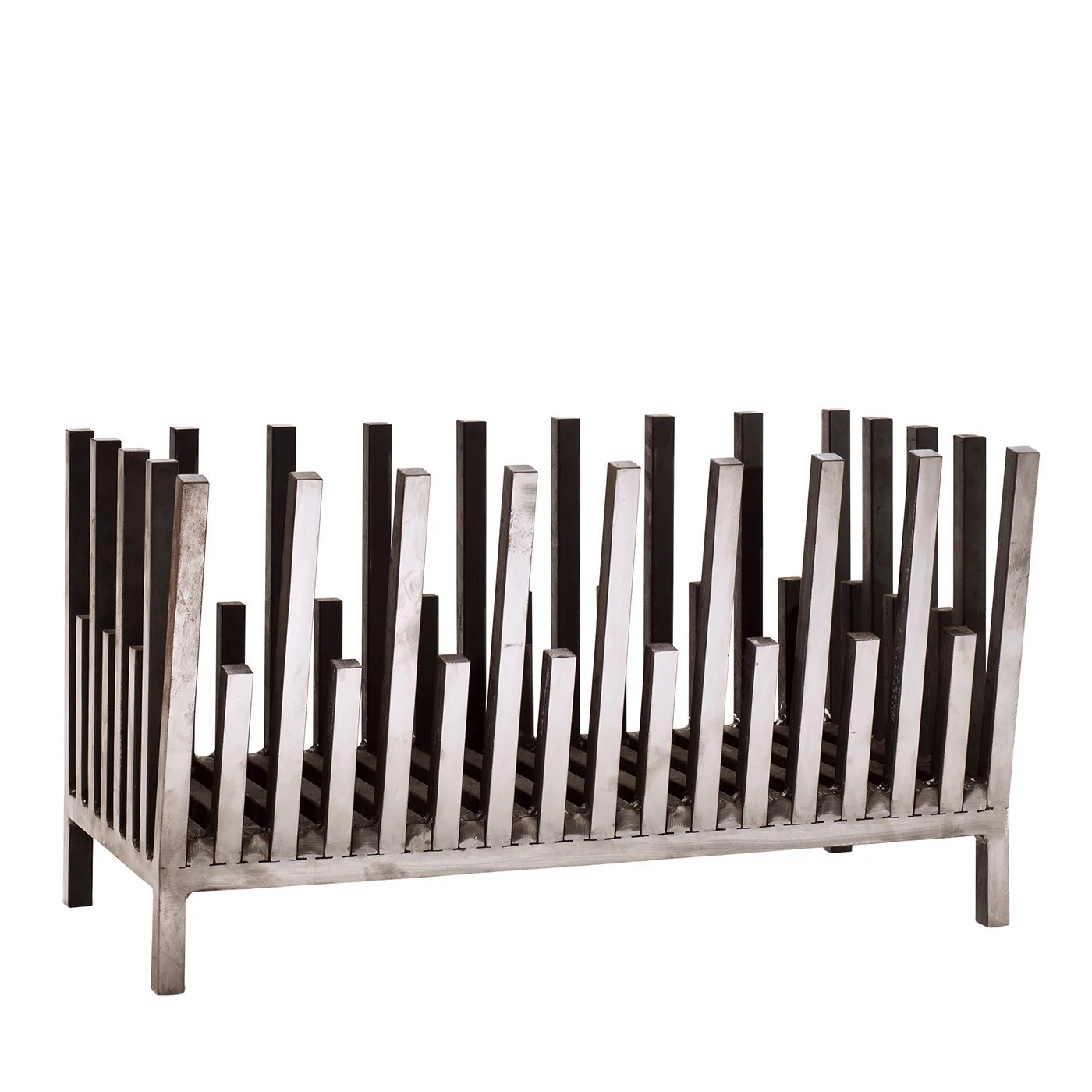 The Castellated Steel Fire Grate B.B. for Reschio Artemest