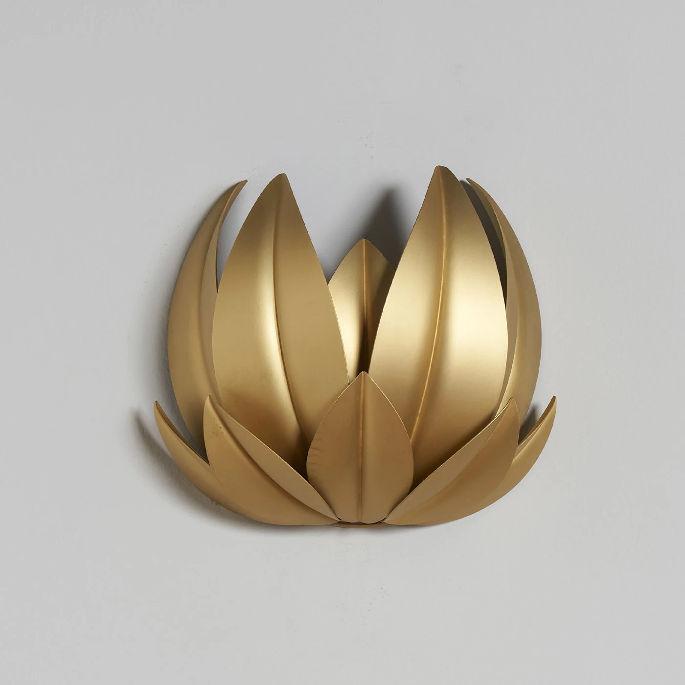 Leaves Wall Sconce With Satin Brass Finish By Droulers Architecture