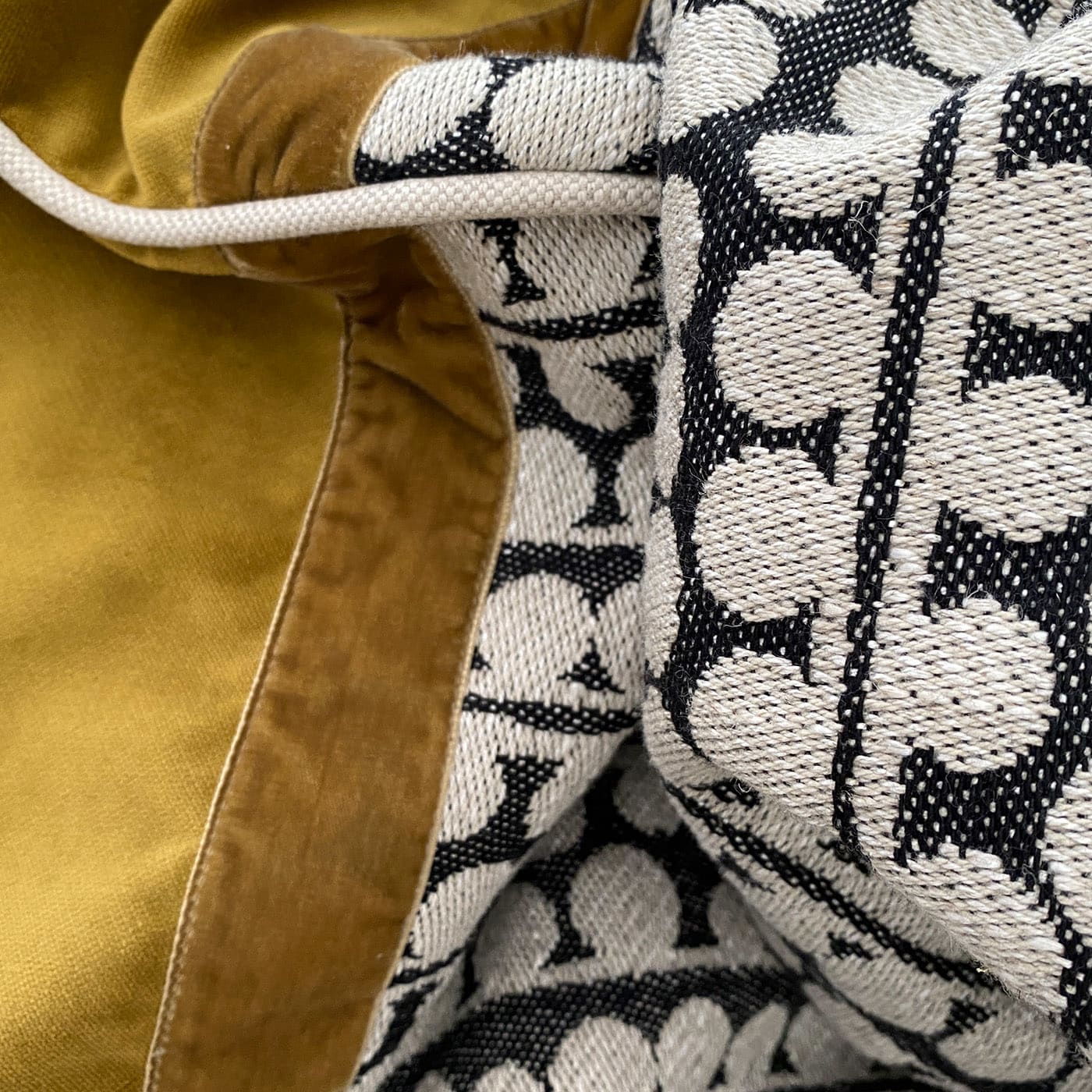 Bouclé Patterned Black/Golden Bean Bag Pouf Caterina Quartana Artemest