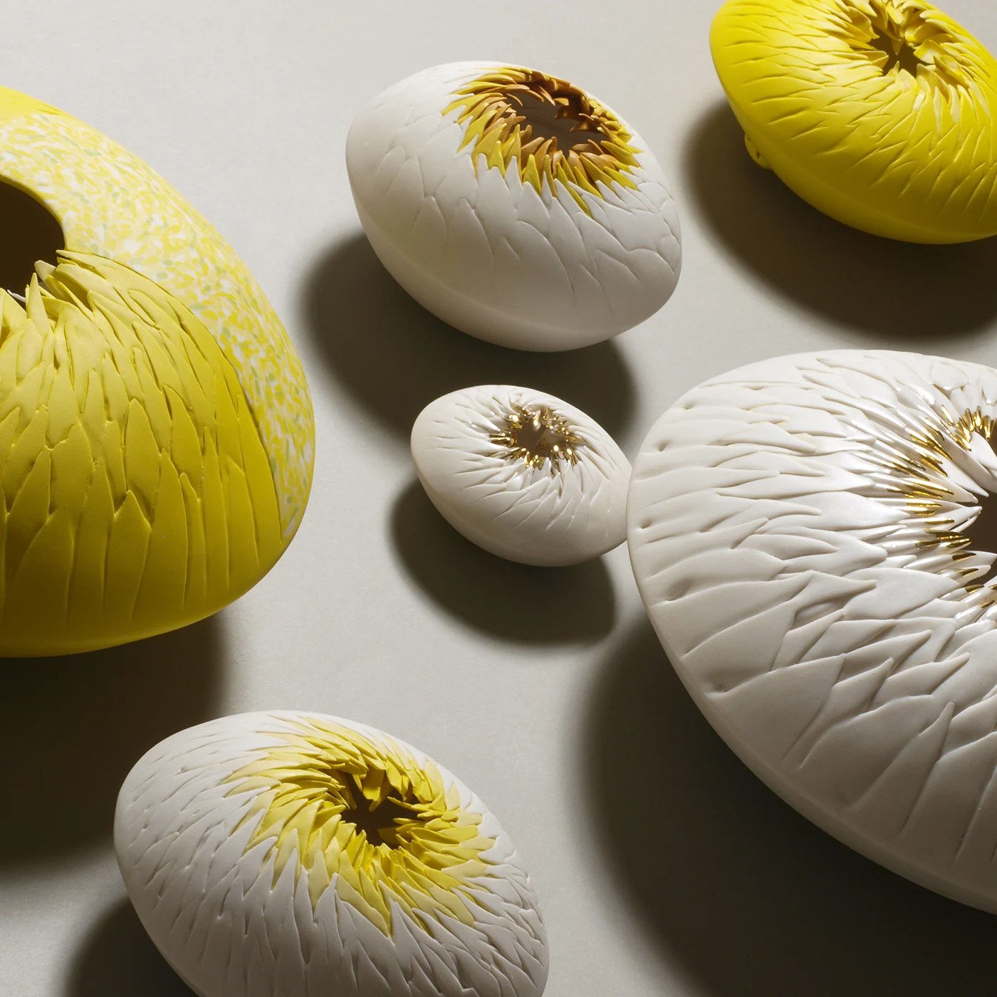 SEA URCHIN WALL SCULPTURE YELLOW Martha Pachon Rodriguez Artemest