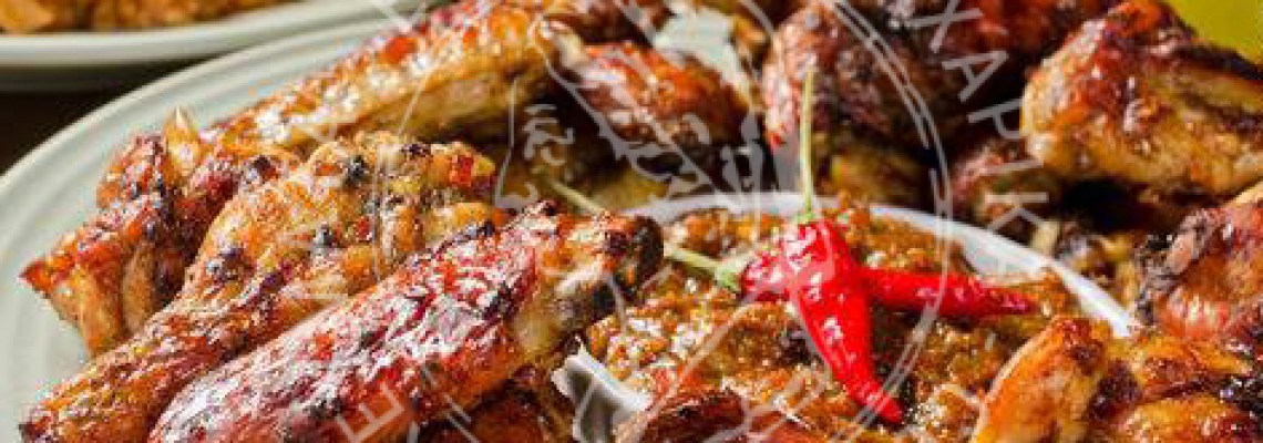 Φτερούγες κοτόπουλου με σπιτική barbeque sauce