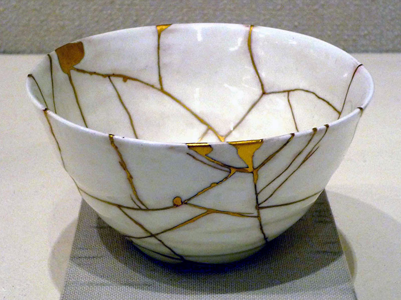 Kintsugi, entenda a arte japonesa de valorizar o velho ArteRef
