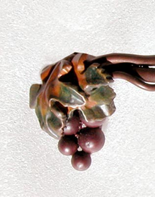 Custom Drawer Pull Grape Vines And Clusters Hh0168a