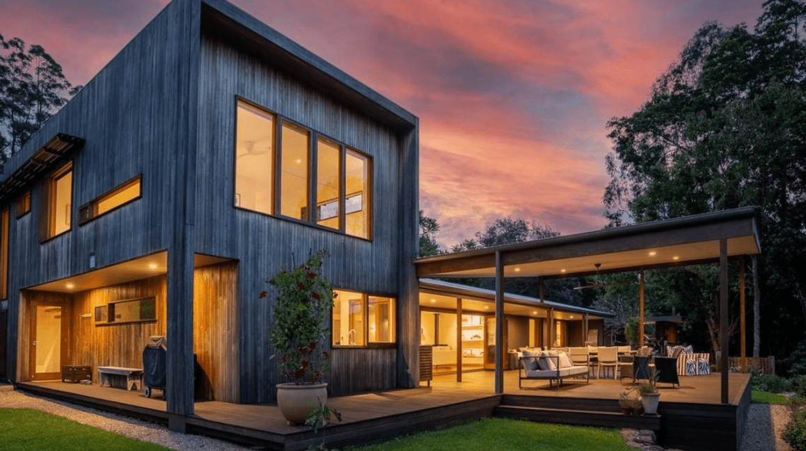 Use Different Media Platforms To Advertise The Best House For Sale In