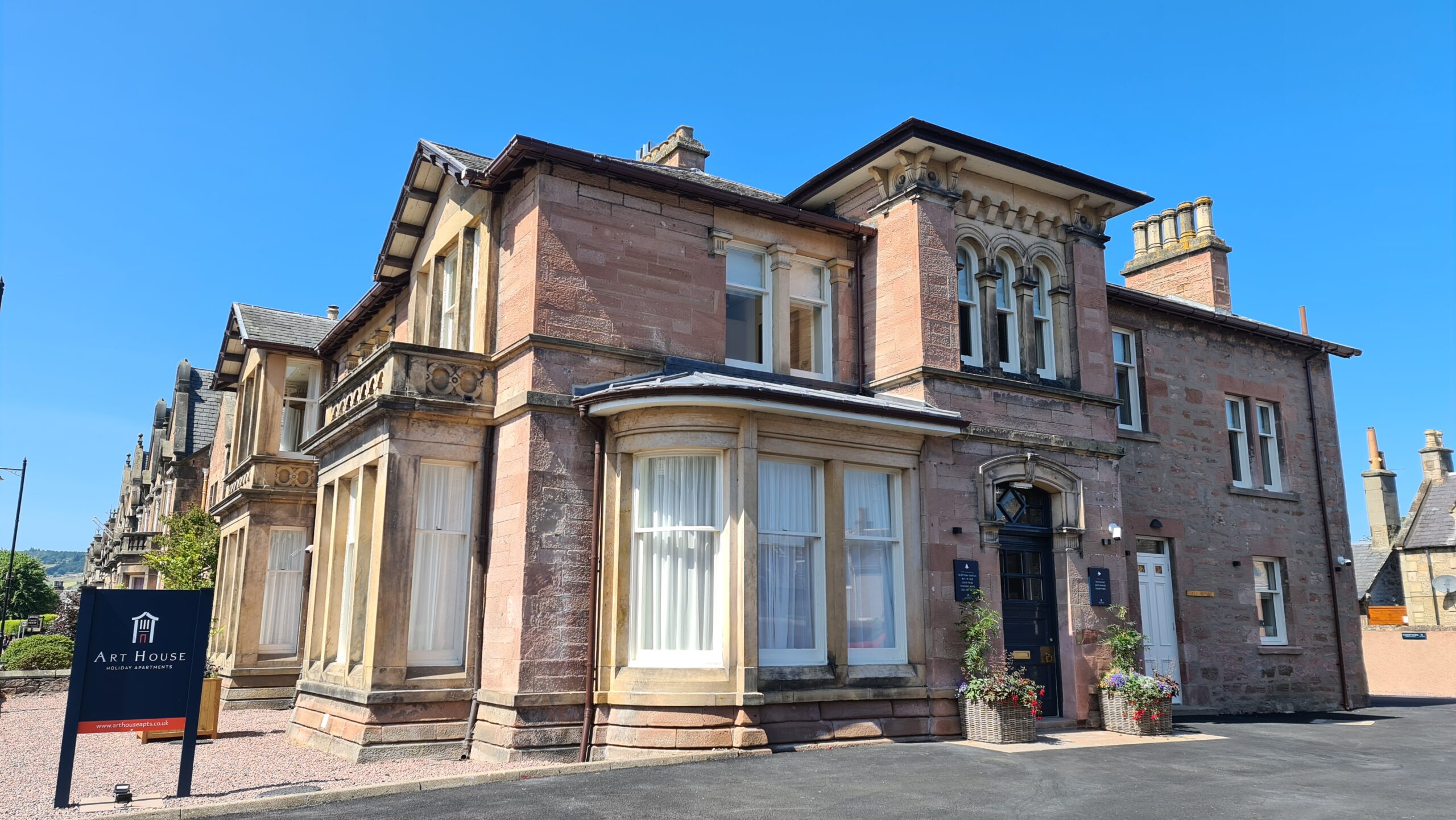 Isle of Skye Luxury Serviced Apartment, Inverness Scotland