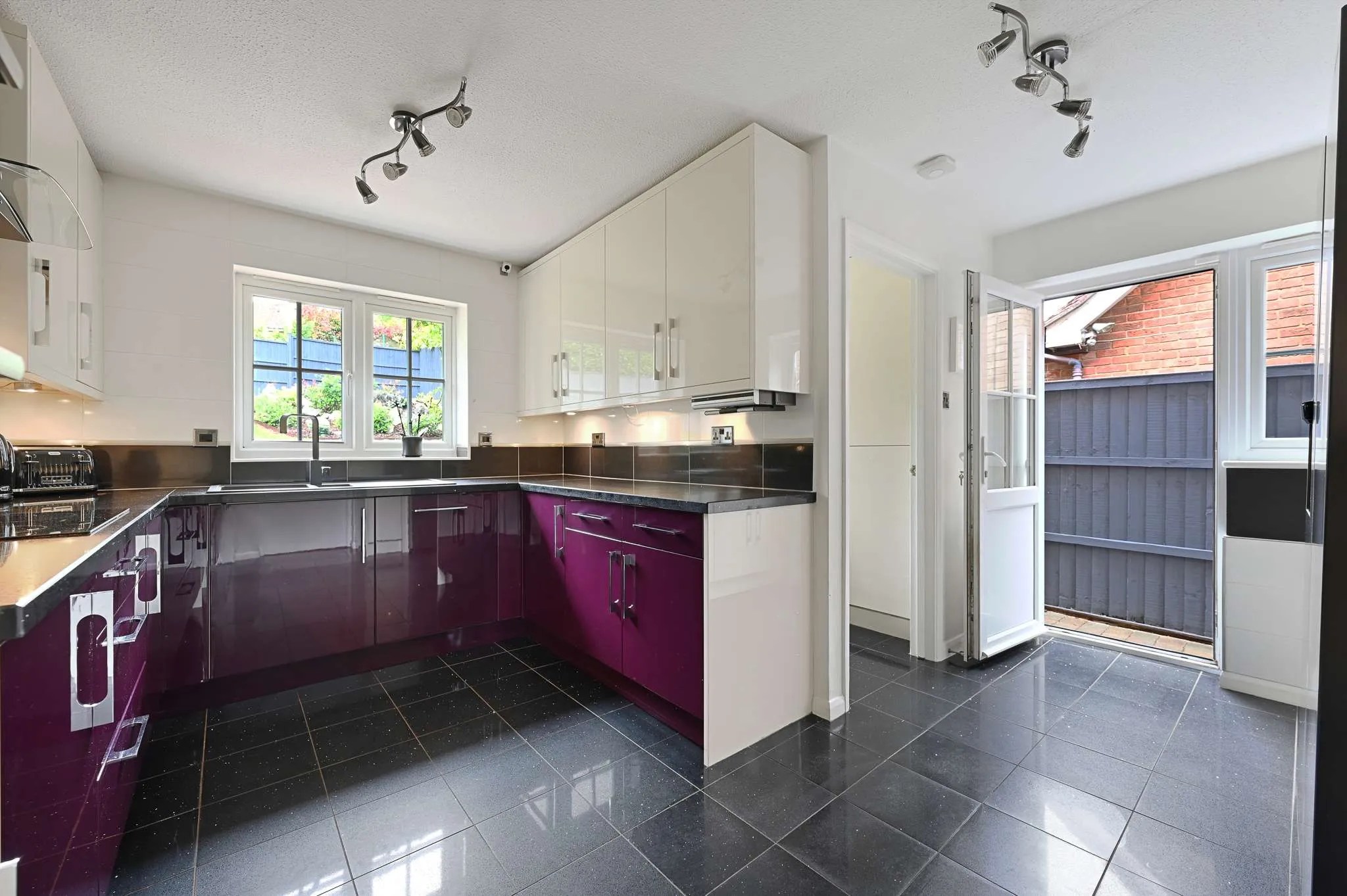 Roberts Wood Drive, Chalfont St Peter, SL9 Arthur Grace Residential