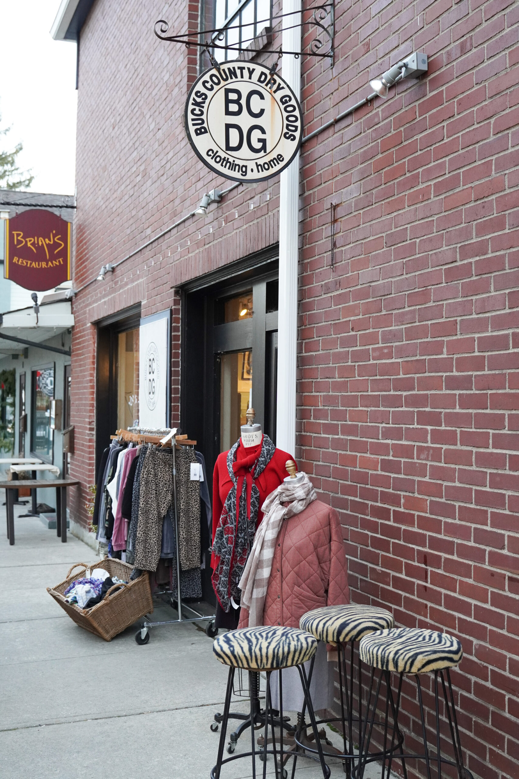 A Walk Through Lambertville, NJ Arthurious