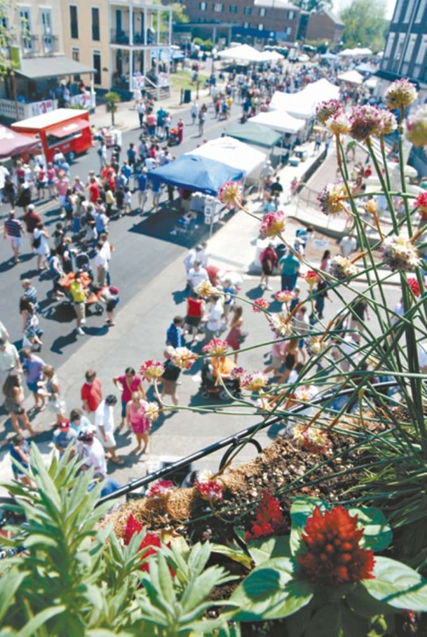 A festival to remember Crowds turn out to Starkville's Cotton District