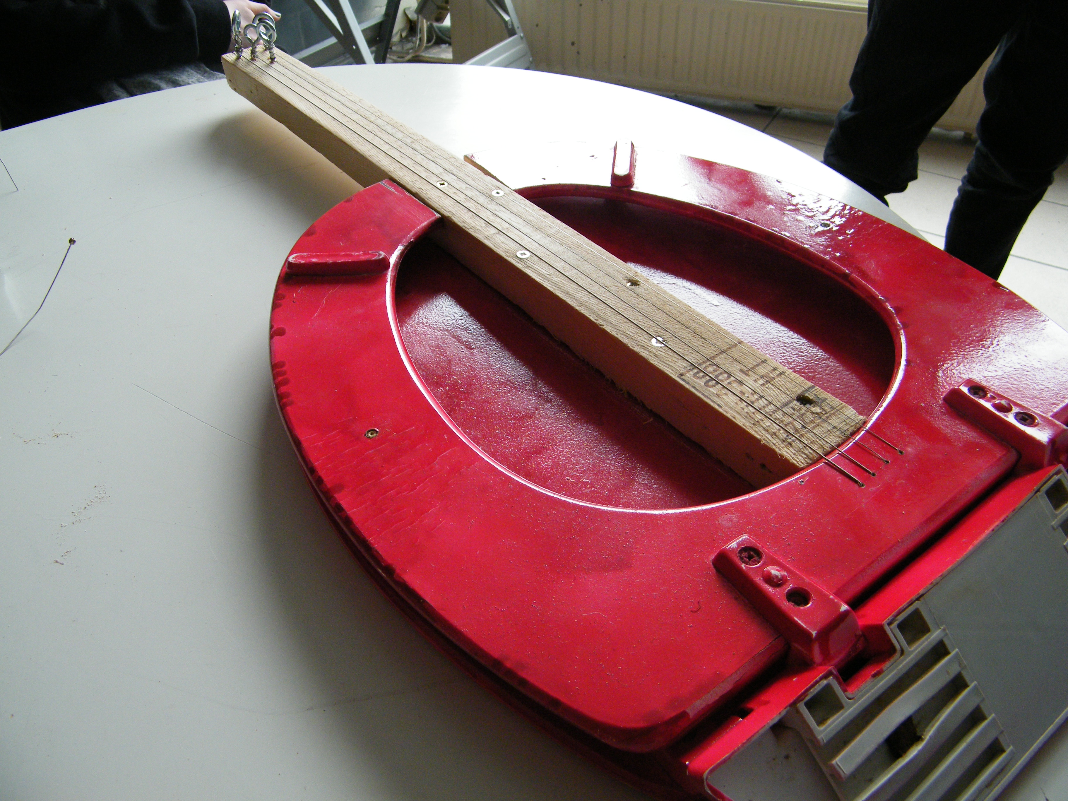 Création d'instruments de musique à partir d'objets de (...) 