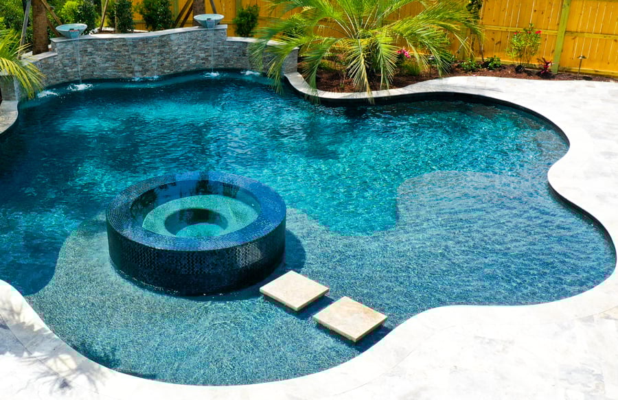 10 Beautiful Features for Your Gunite Swimming Pool in Pictures