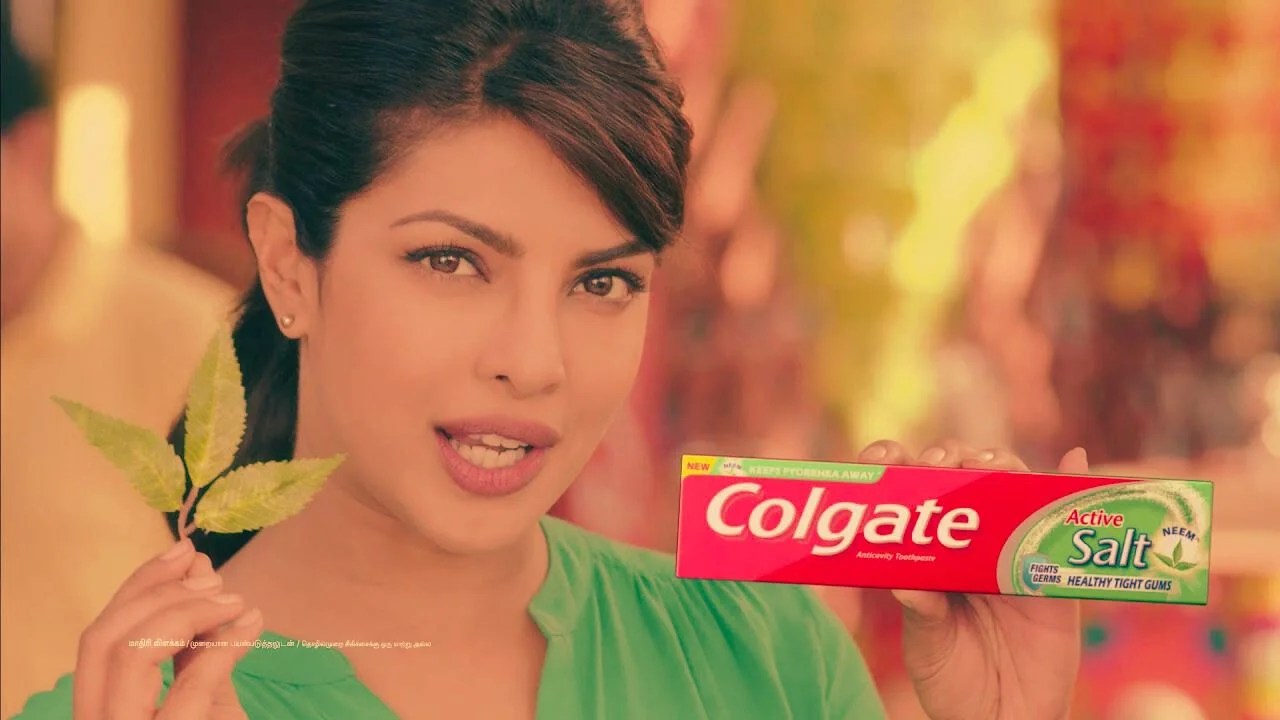 Check Out Who Is Colgate Ad Girl? Colgate Ad Girl Chota Packet