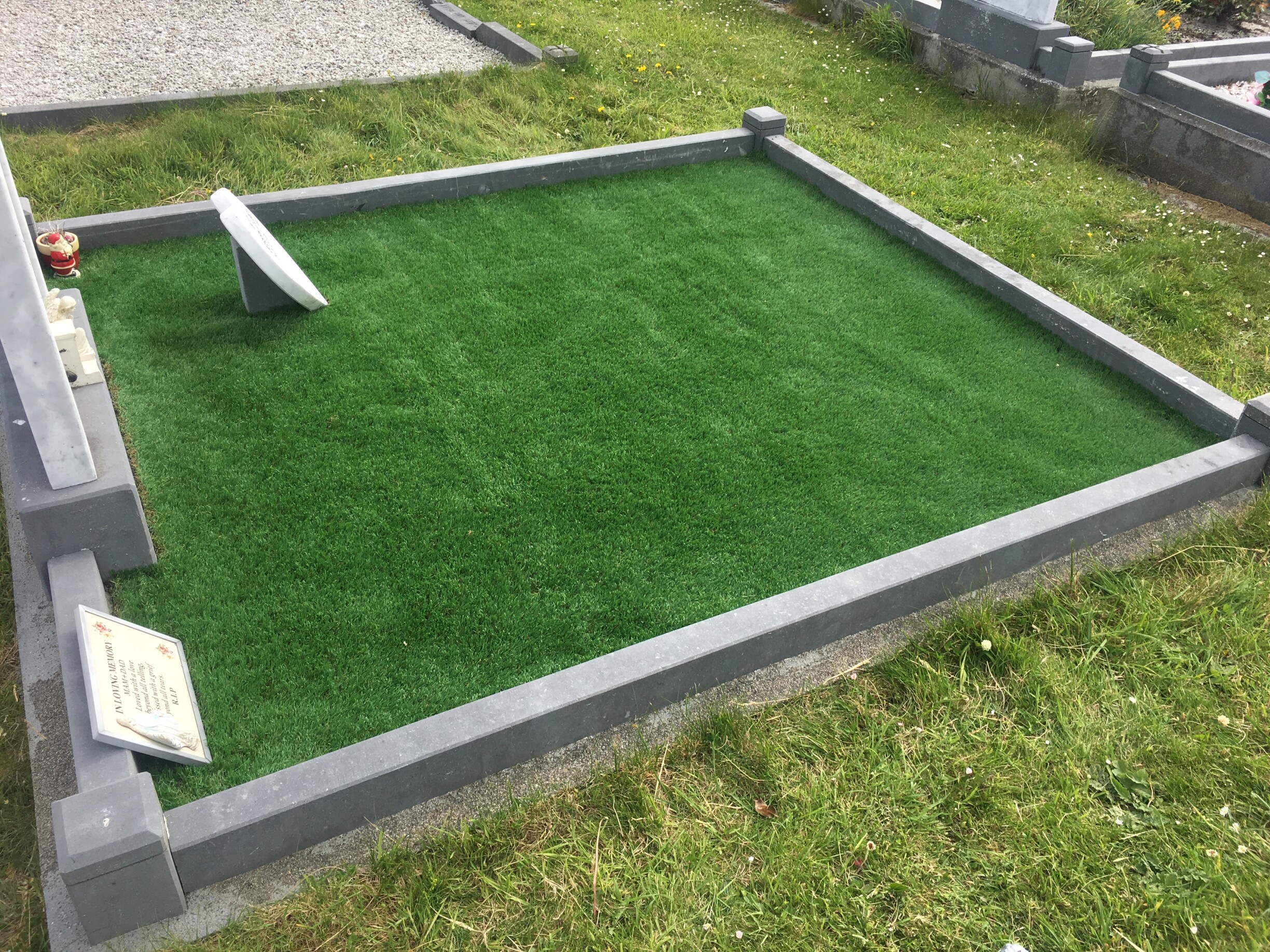 Graves Artificial Grass West