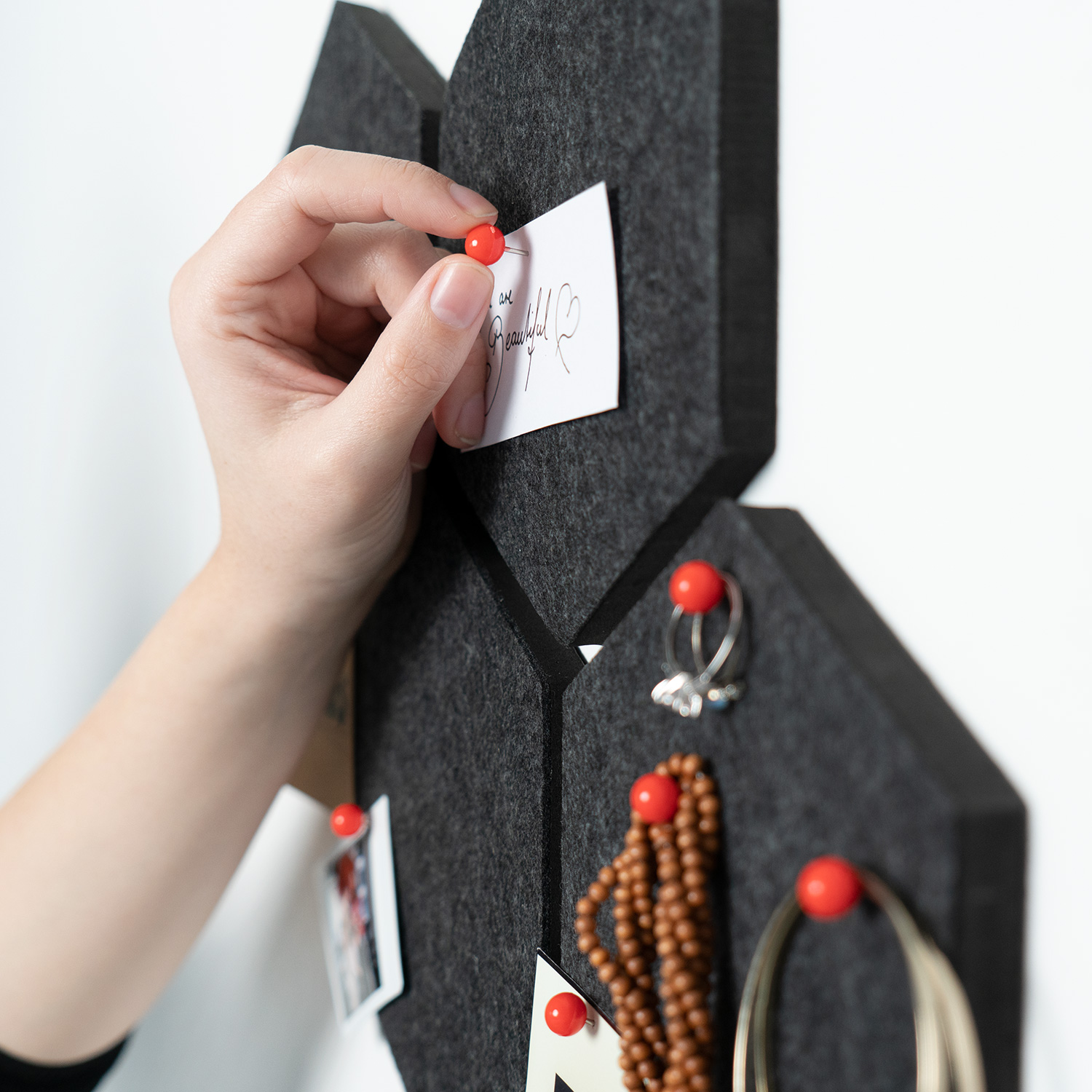 Filz Memoboard Set sechseckig 6x Pinnwand 15x17,7x1,5cm Pinnnadeln grau Navaris eBay
