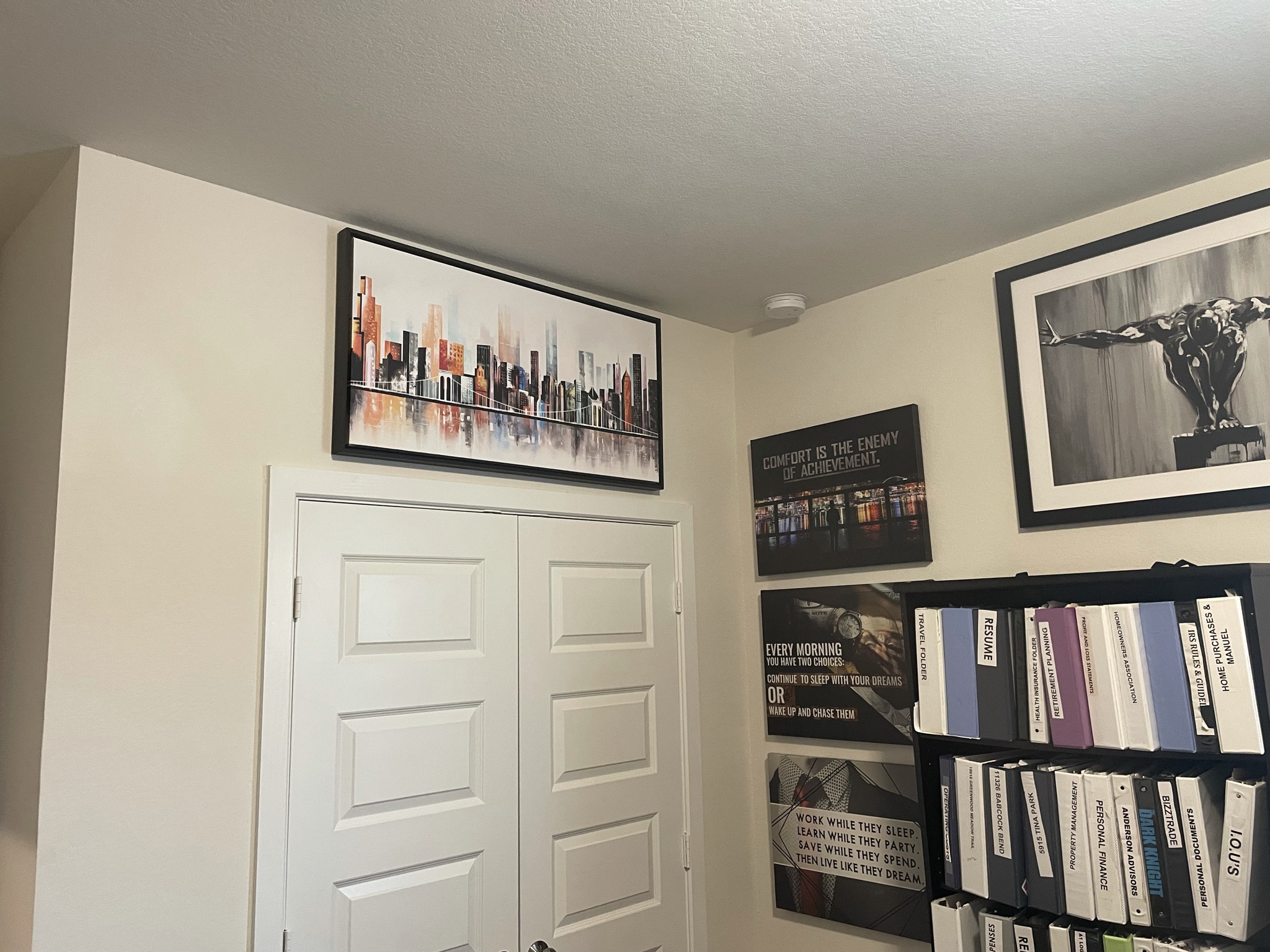 Houston Picture Hanging, Picture Hanging Houston