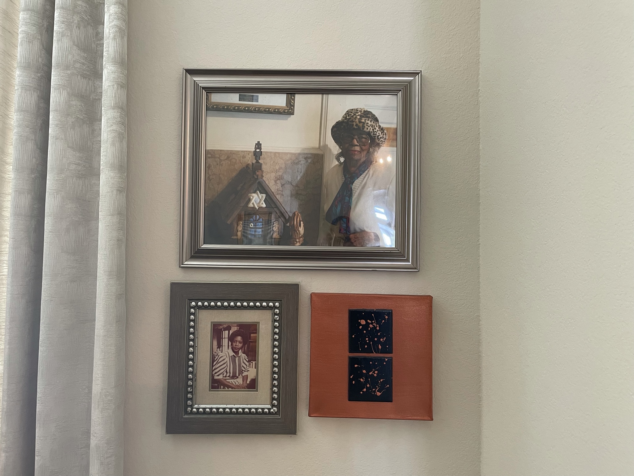 Houston Picture Hanging, Picture Hanging Houston