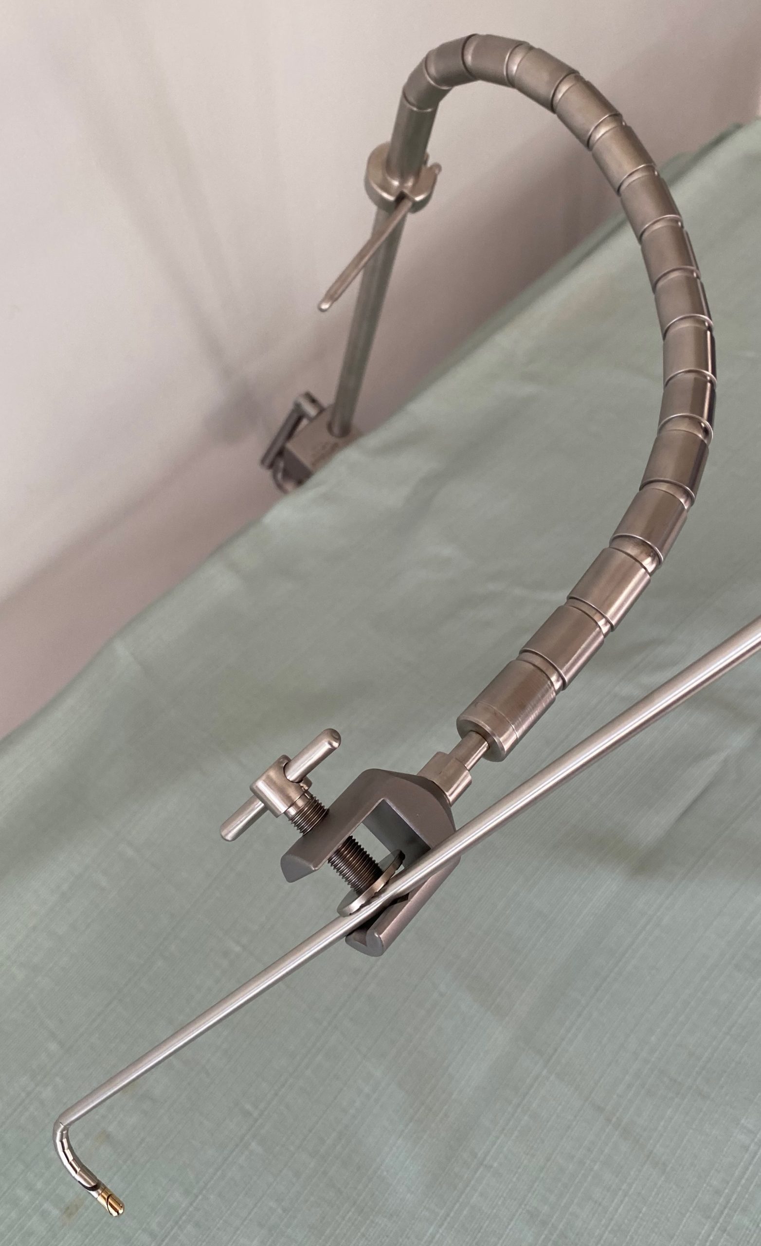 Snake Flex Arm Laparoscopic Holder Artisan Medical