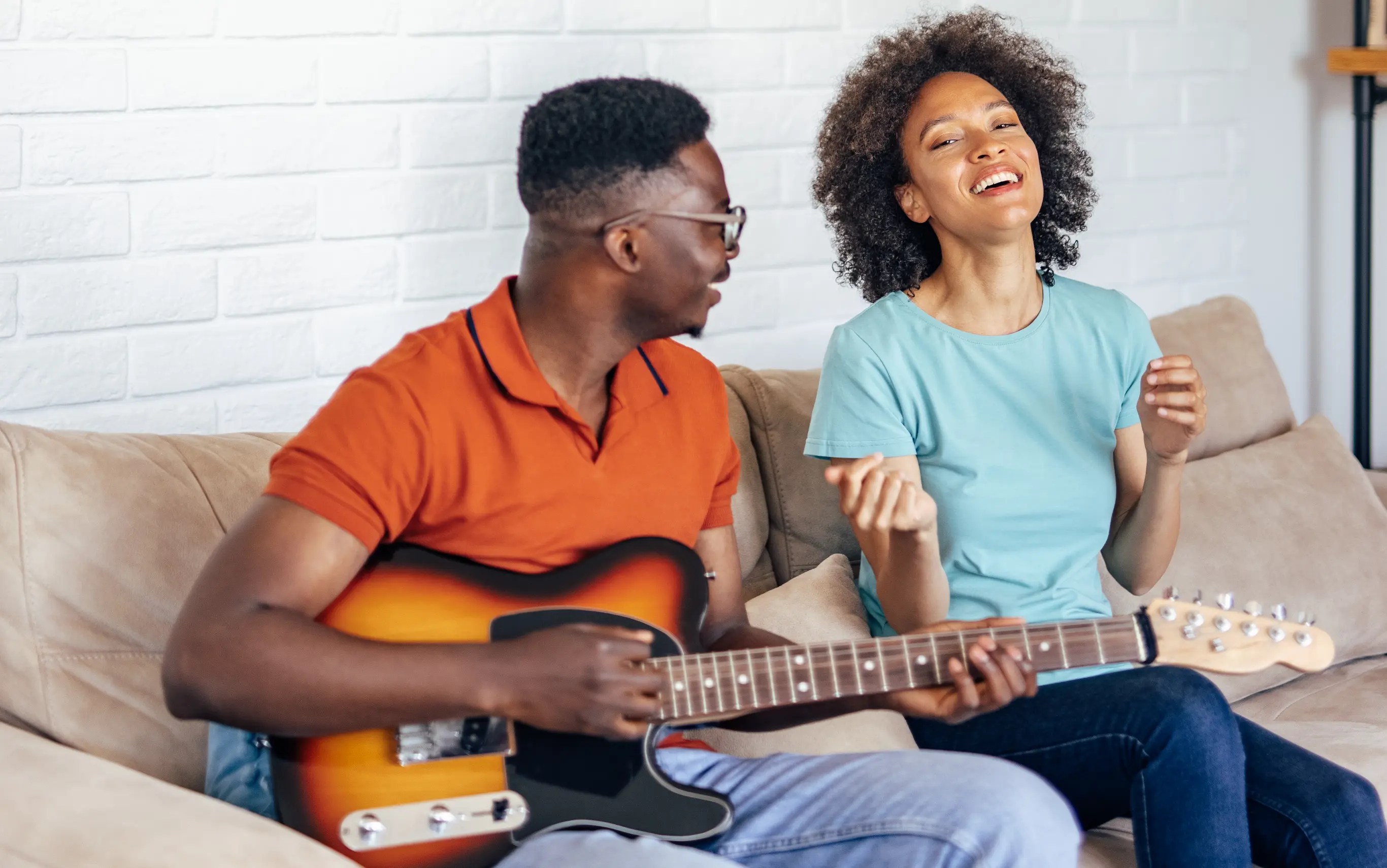 Tips to Make Your Voice Good for Singing Expert Advice Artium Academy