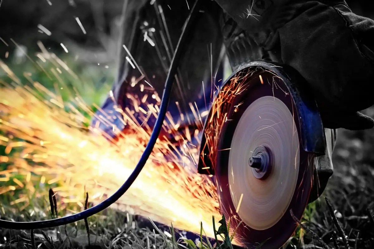 Cutting Tool Materials 101: Types, Properties & Coatings | Artizono