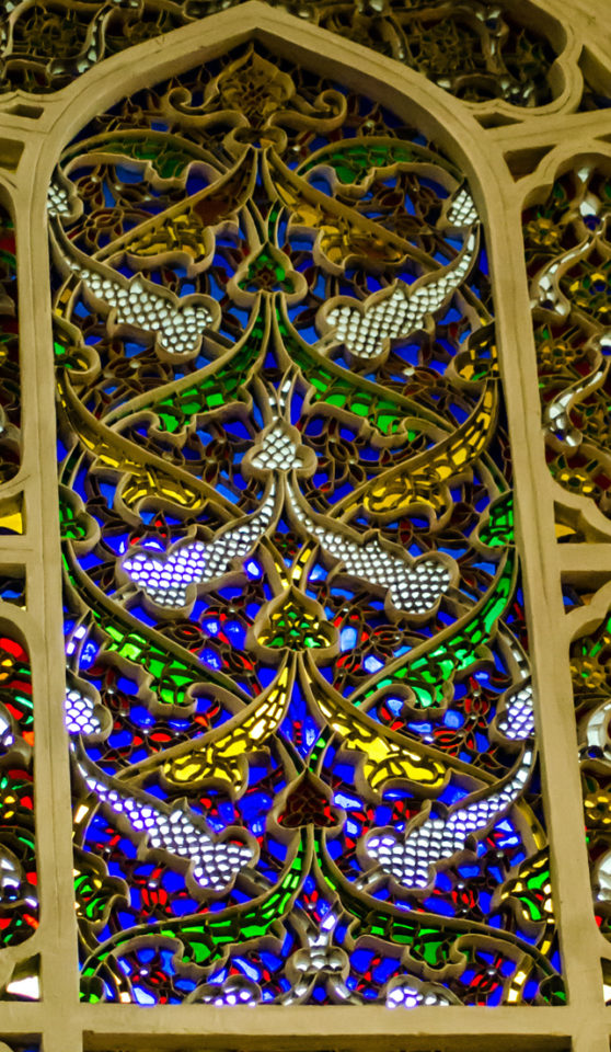 Suleymaniye Stained Glass Art of Islamic Pattern