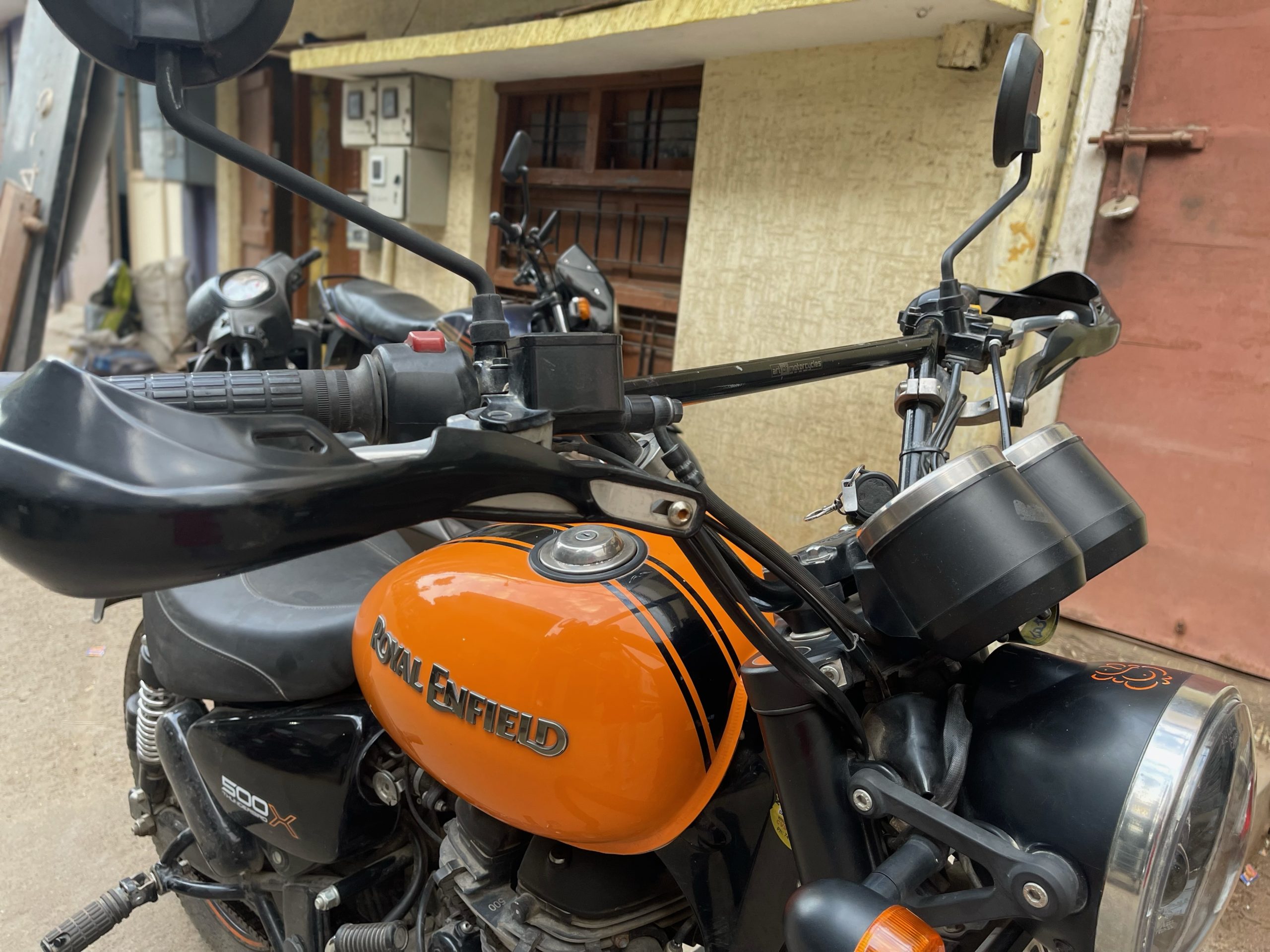 ハンドル ハンドルバーハンドルバー7 "Royal NO560539 HANDLE 8" C BAR FOR Enfield