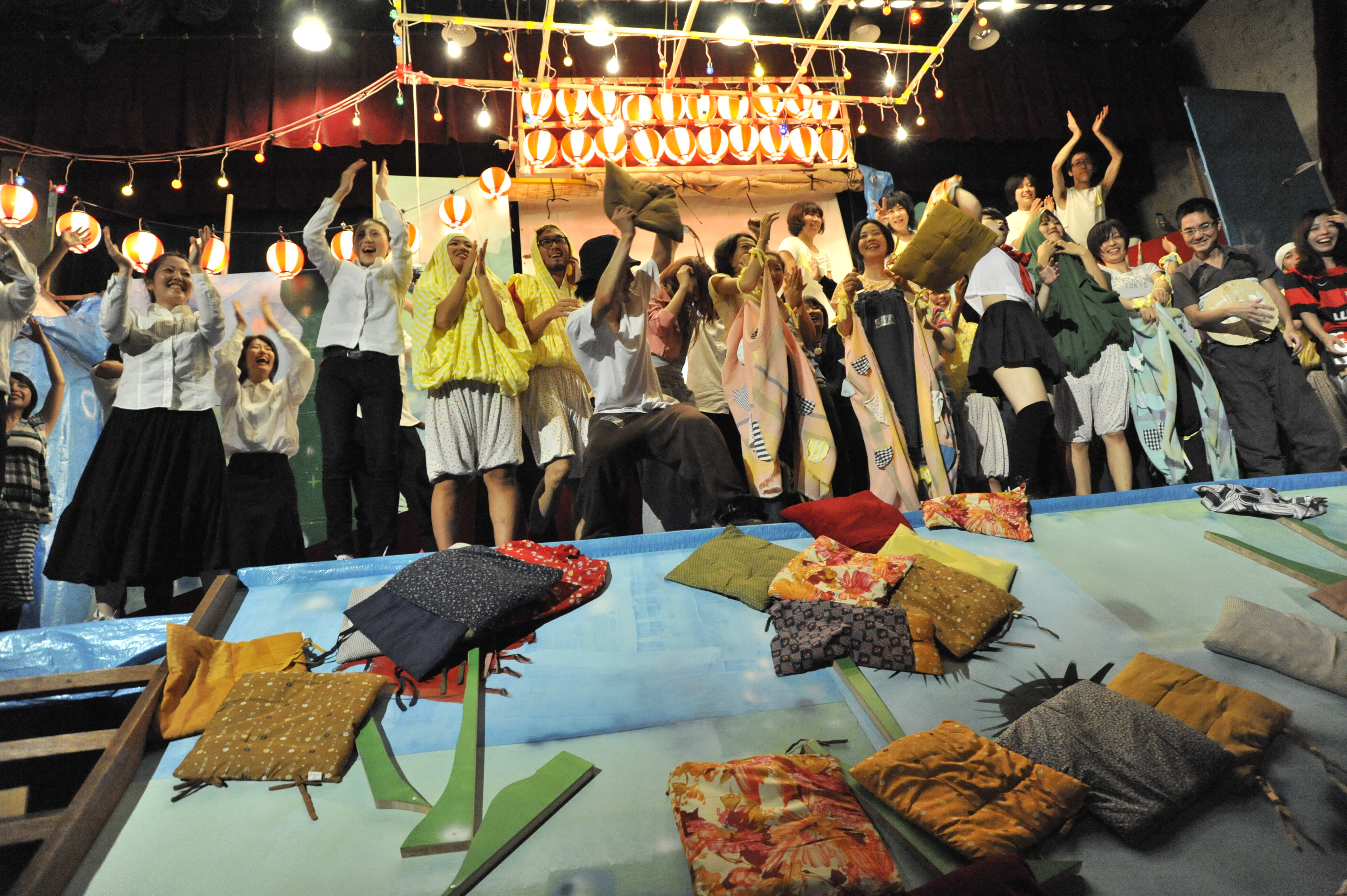 Nadegata Instant Party《全児童自動館》 その2 « artscape blog