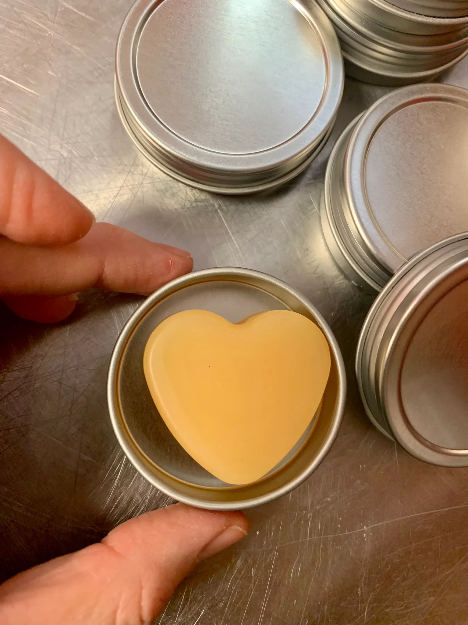 Art Soap Life Natural beeswax thread conditioner