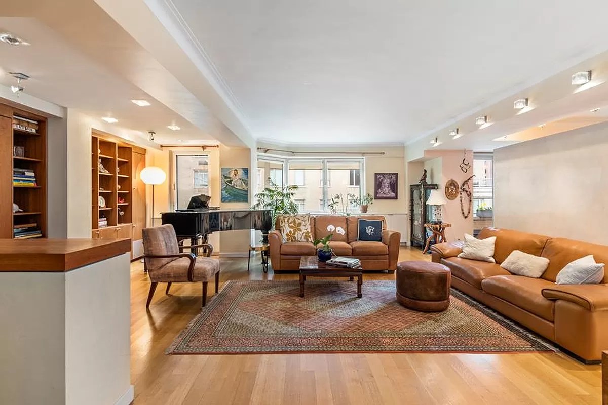 860 Fifth Avenue 9DEF, NY 10065 Arvik Group