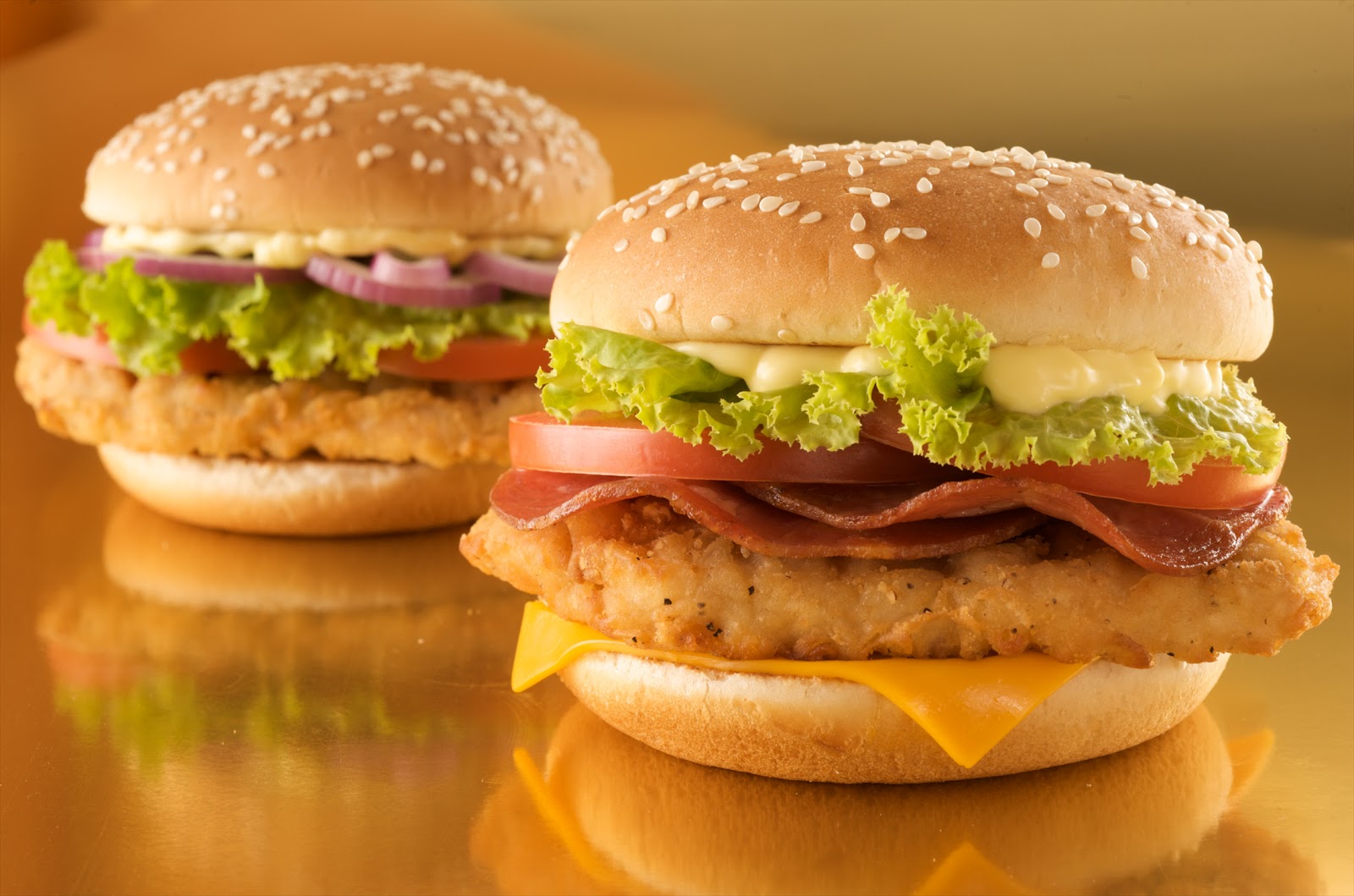Hamburguesa de pollo empanado ASADERO DUQUELAS