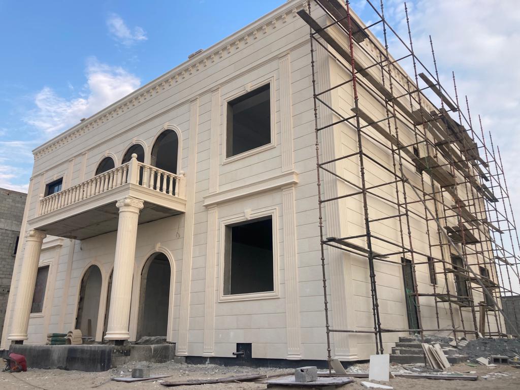 What are the differences between natural stone and artificial stone