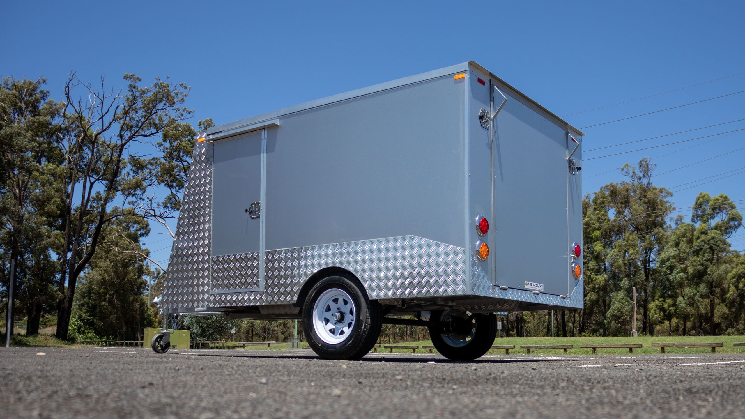 SN3000 MW Brush Aluminum ASB Trailers