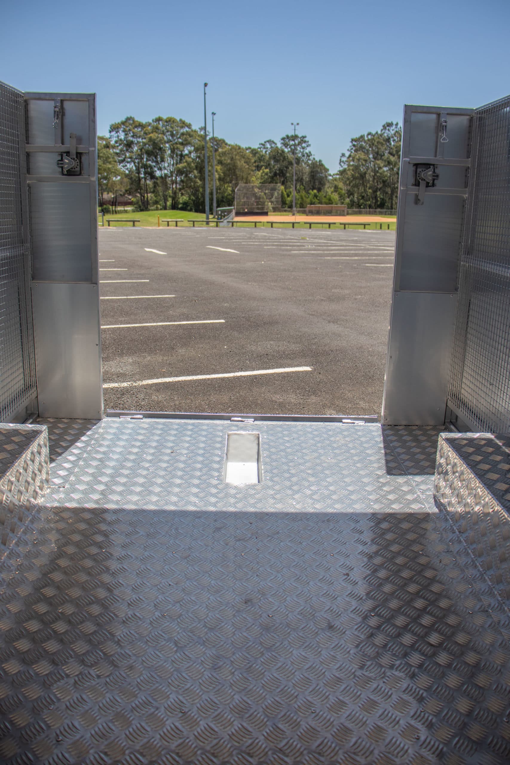 SN3000 MW Brush Aluminum ASB Trailers