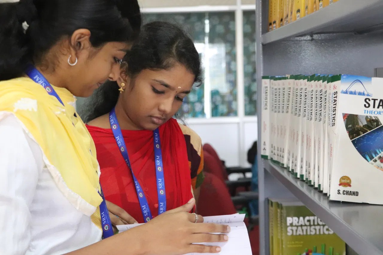 SRM Trichy Arts and Science College SRM Groups of Institutions
