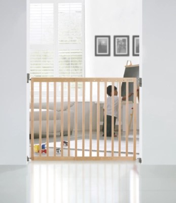 Lindam Extending Wooden Gate Child Safety Essentials at ASDA