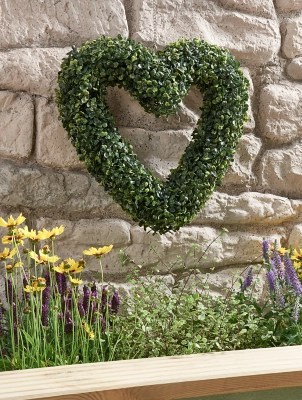 Artificial Heart Shape Hanging Topiary Ornament Outdoor & Garden