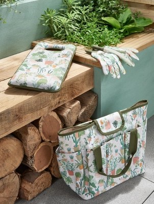 Green & White Herb Garden Gardening Set 3 Piece Outdoor & Garden