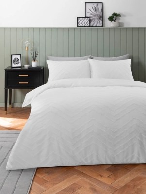 White Tufted Zig Zag Duvet Set Home at ASDA