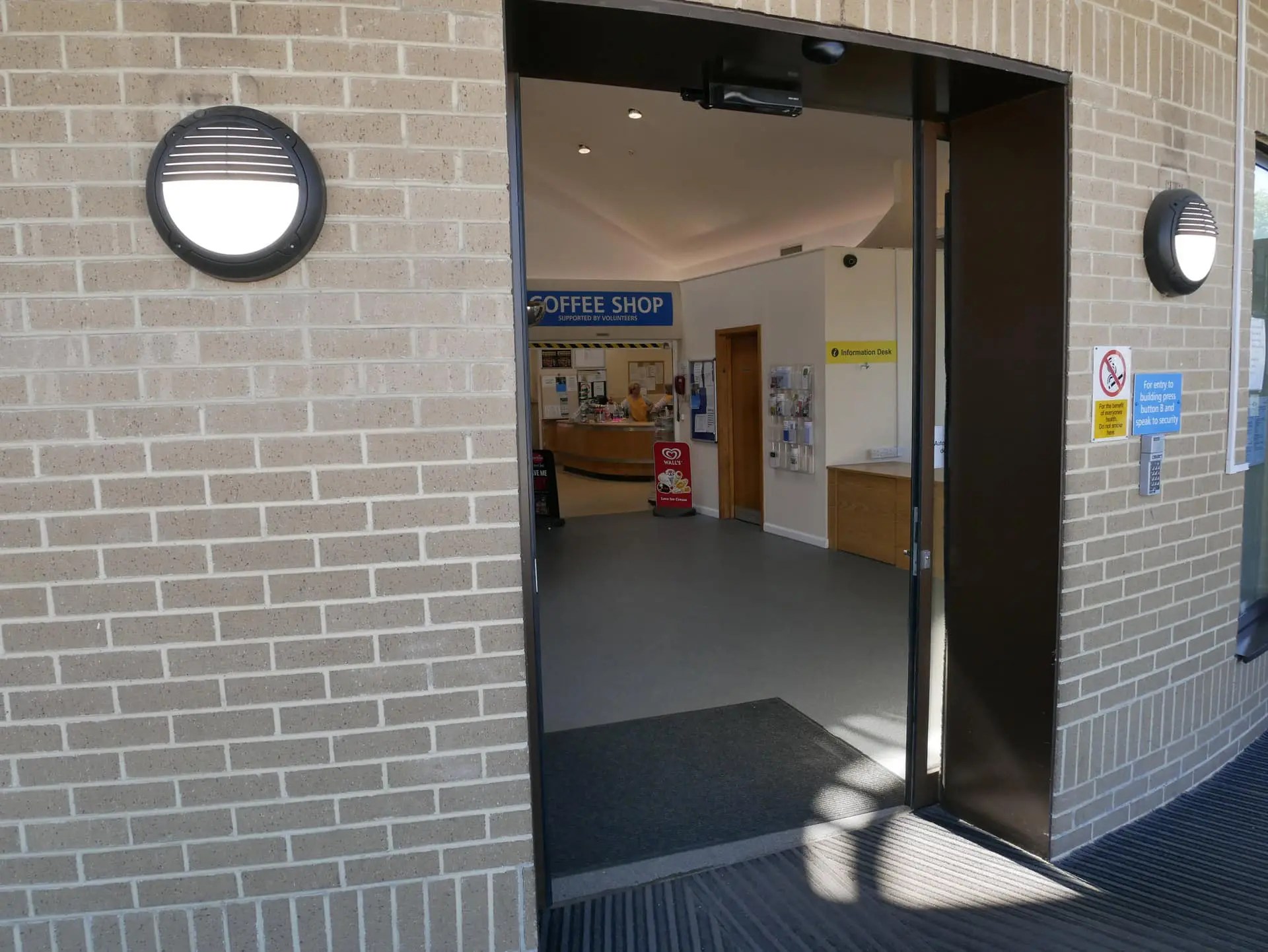 Dewsbury and District Hospital, Dewsbury ASD Lighting PLC