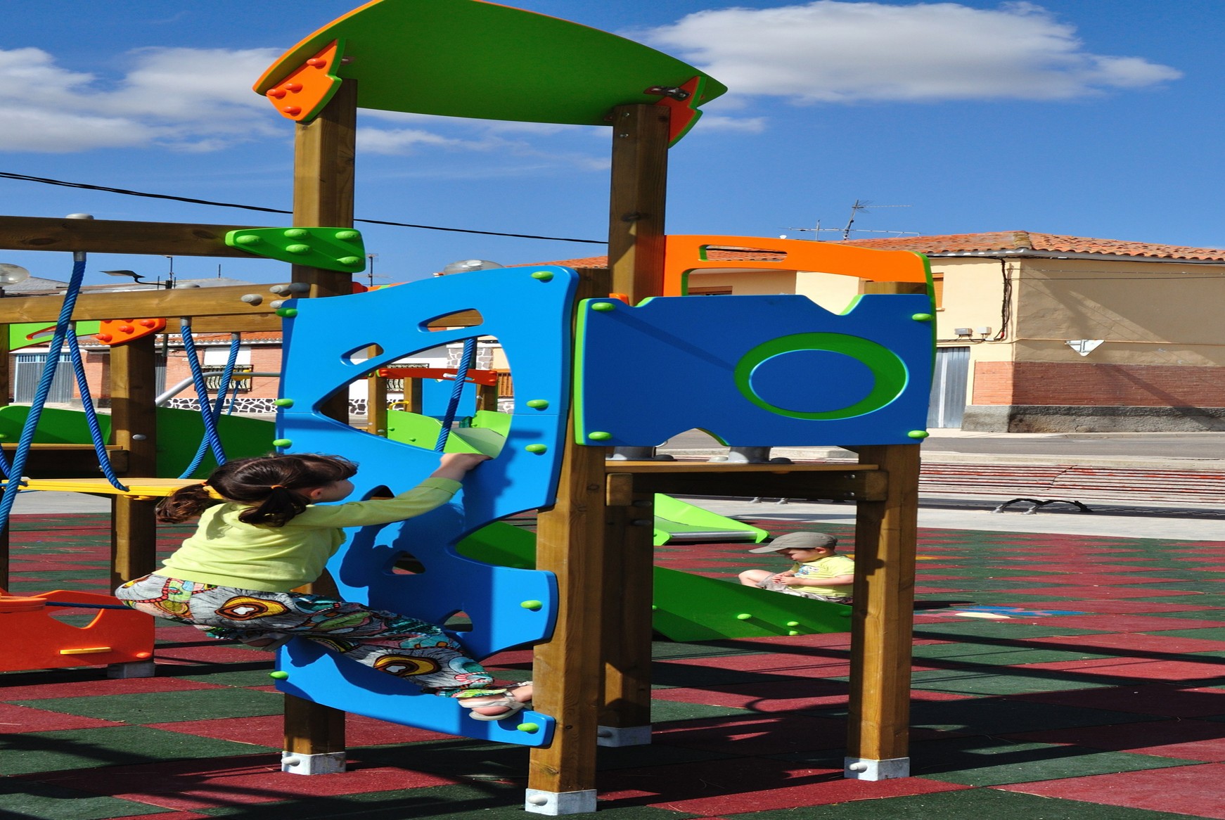 Playground Climbing Towers For Kids and Many Playground