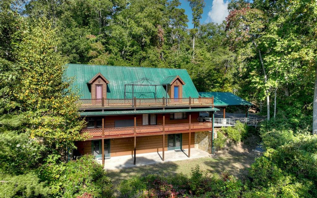 Blue Ridge Mountain Lakefront Homes for sale