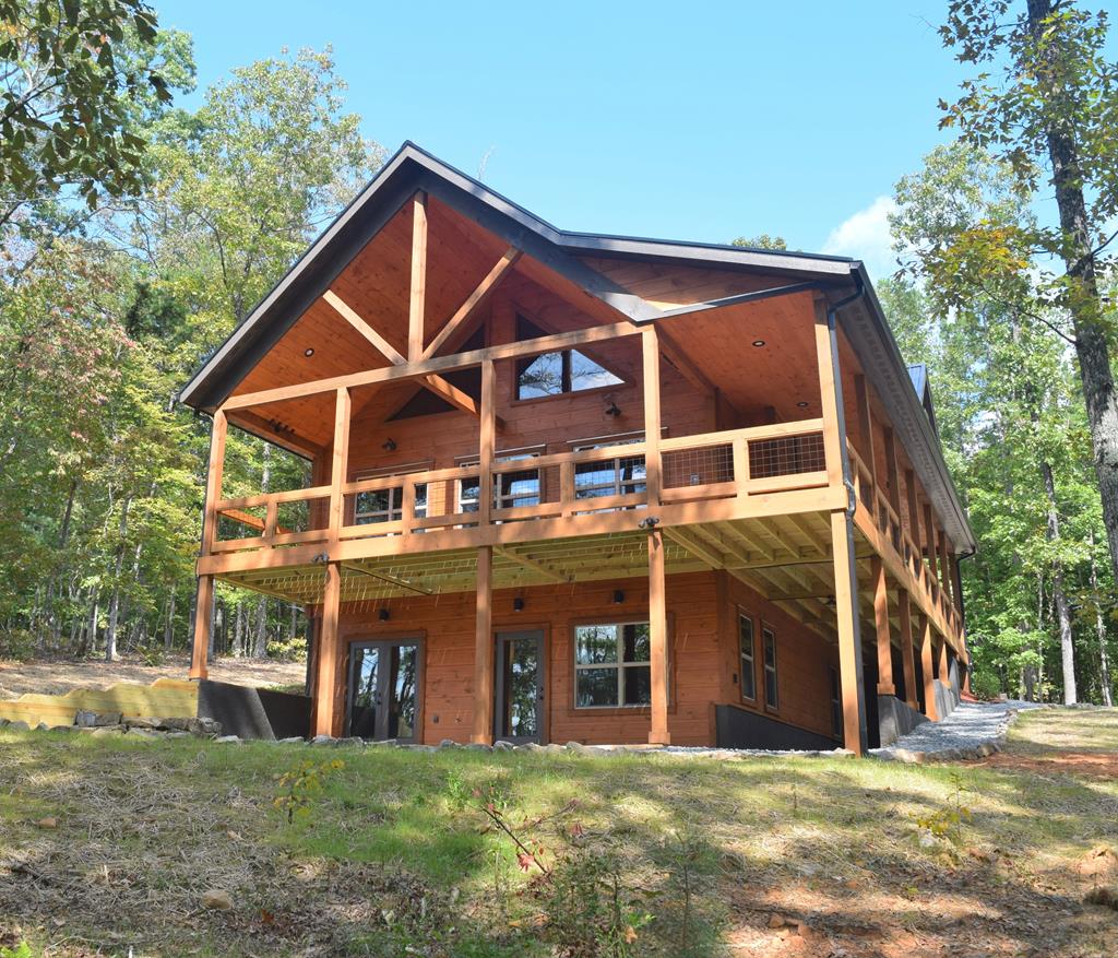 North Mountain View Log Cabins for sale