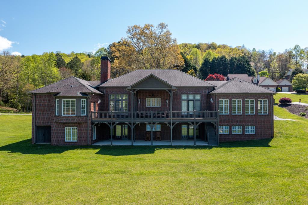 Blue Ridge Mountain Lakefront Homes for sale