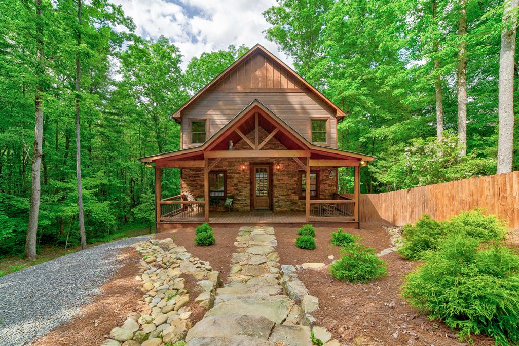 Ellijay North Mountain Log Cabins/Homes for sale