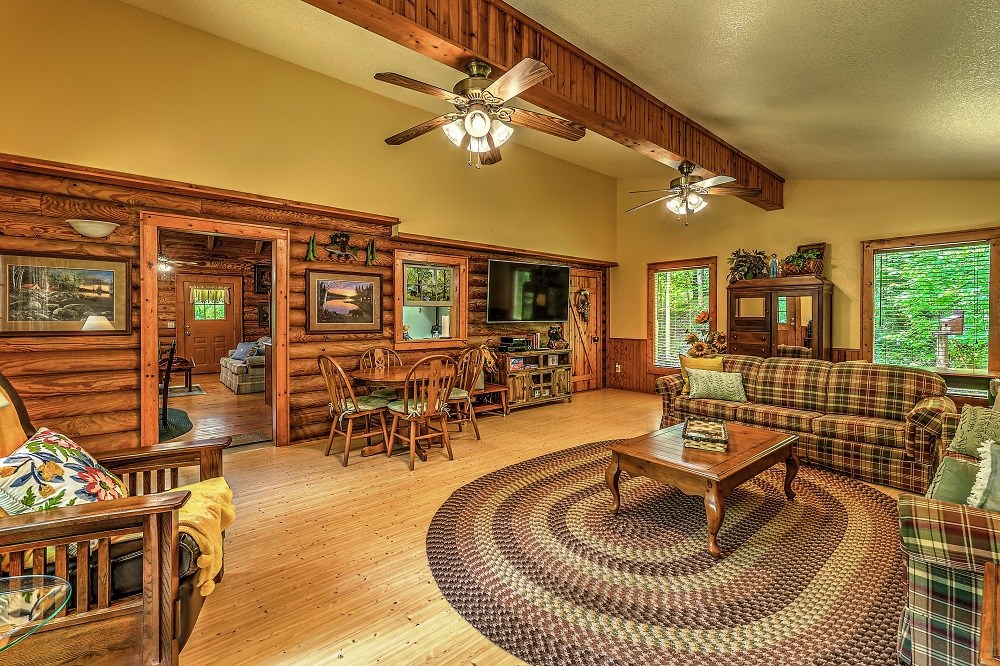 347 Ford Road,Warne,NC, US Blue Ridge, / Home for Sale North