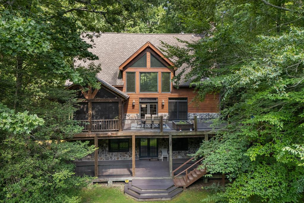 North Mountain Lakefront Log Cabins/Homes for sale