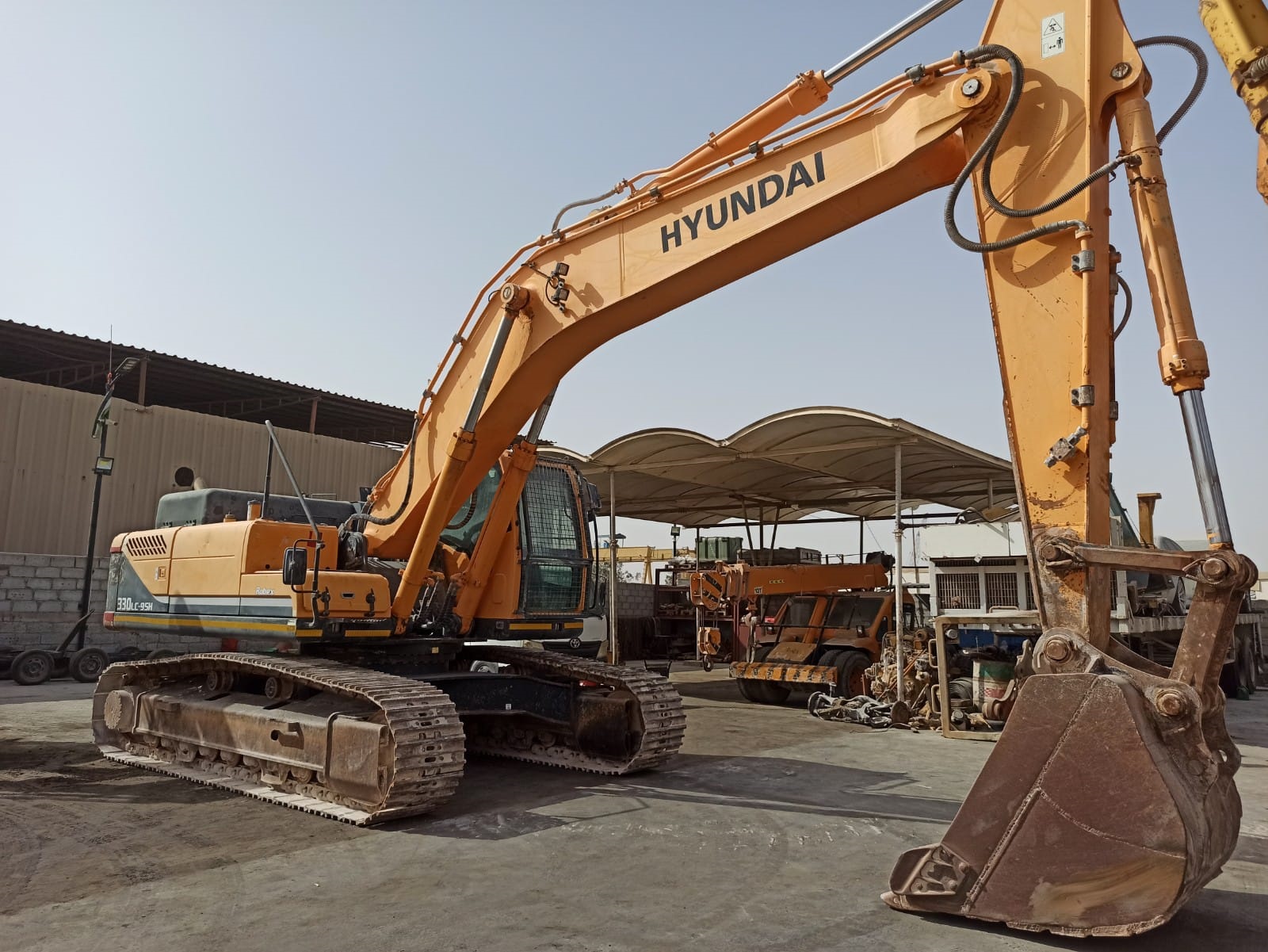 2016 HYUNDAI 330LC EXCAVATOR Abdulla Saeedi General Trading LLC